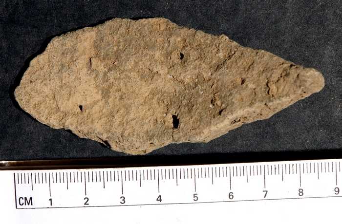 Fig 6: sharp-edged basalt fragment