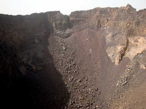 Inside the crater of Jabal Q'idr (Jebel Qidr)